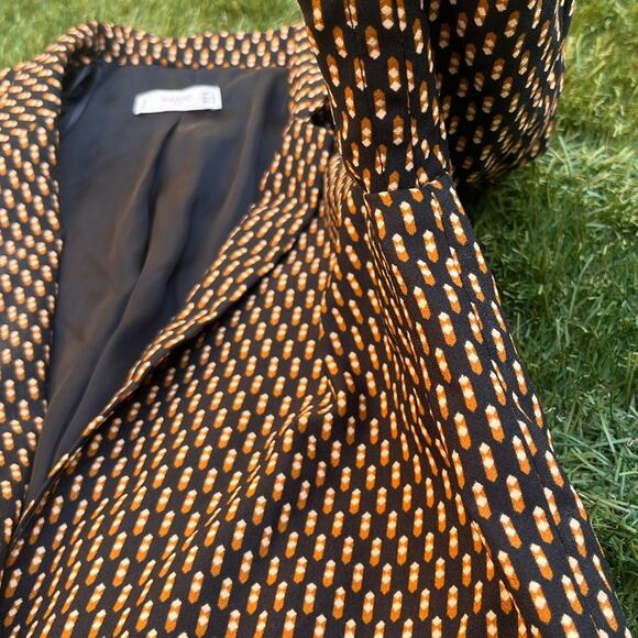MNG Mango Geometric Print Single Button Satin Long Line Quarter Sleeve Blazer M - Picture 5 of 10